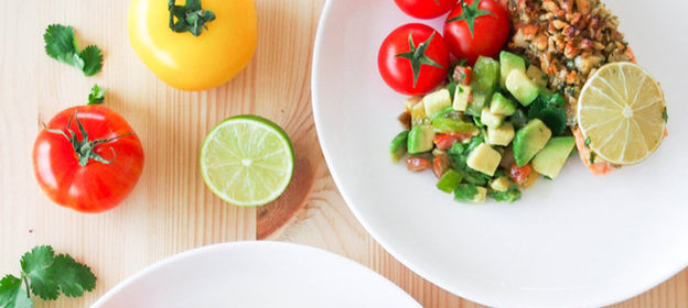 Лосось в ореховой корочке