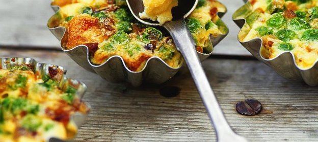 Кексы с зеленым горошком