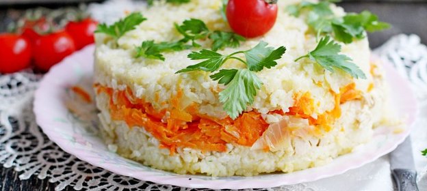 Запеканка из риса и курицы