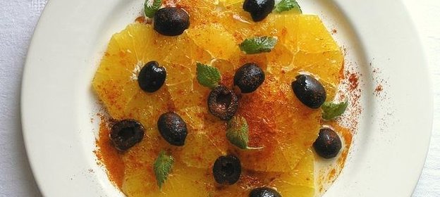 Салат с апельсинами