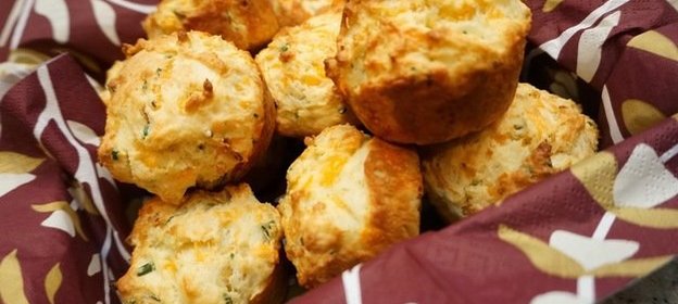 Кексы с кинзой и тархуном