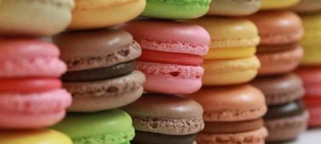 Пироженое Макарон с Лимонным курдом