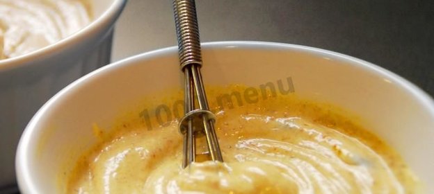 Домашний майонез с вареным яичным желтком и горчицей