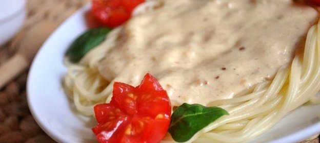 Спагетти с сырным соусом