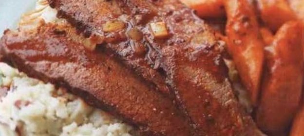 Говяжья вырезка, тушенная в медленноварке