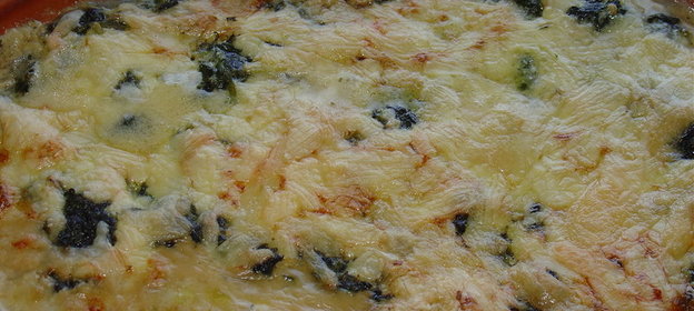 Рыбная запеканка со шпинатом и картофелем