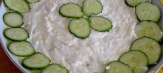 Салат мясной с грибами