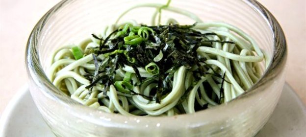 Лапша соба с соево-цитрусовым соусом