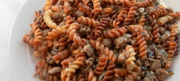 Золотистая паста Фузилли с мясным фаршем