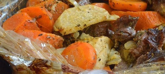 Говядина в рукаве