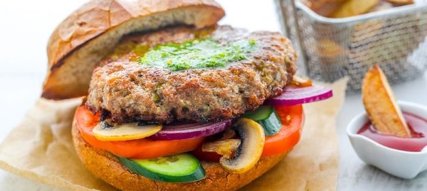 Сочные котлеты из индейки для бургера