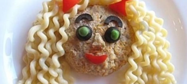 Котлета с макаронами или вермишелью