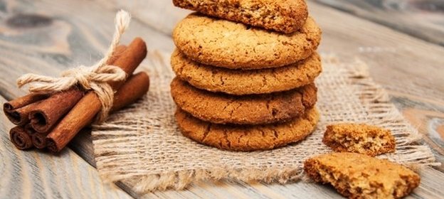 Овсяное печенье с корицей