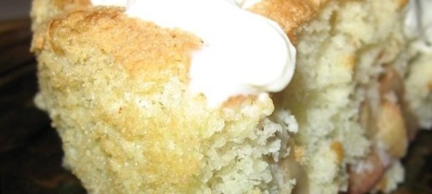 Соус красный с луком и огурцами