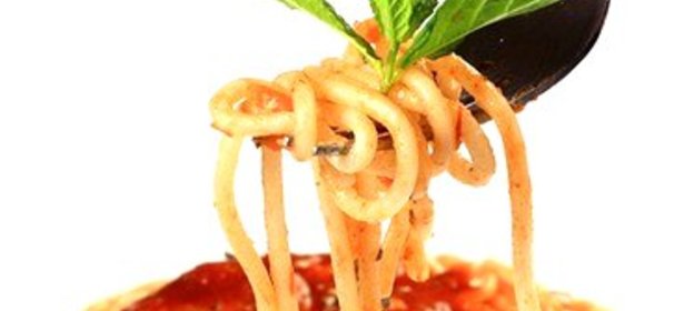 Паста с соусом из сладкого перца