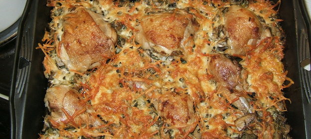 курица с грибами,запеченная