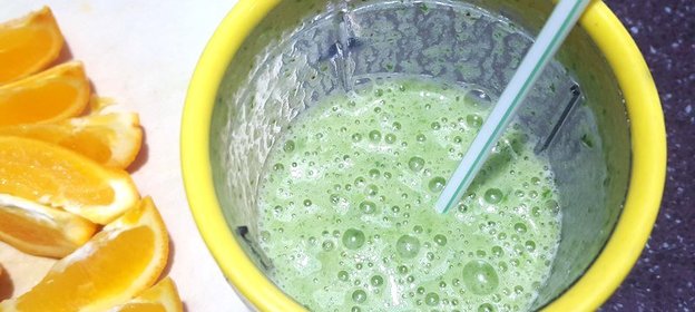 Смузи из шпината и банана