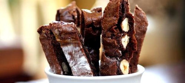 Шоколадное печенье с фундуком