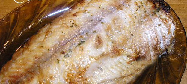 Морской язык на решетке гриля