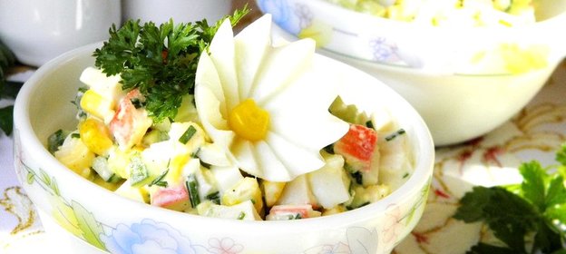 Крабовый салат из крабовых палочек