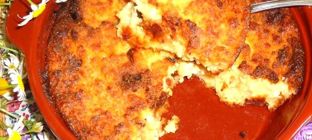 Творожная запеканка с финиками