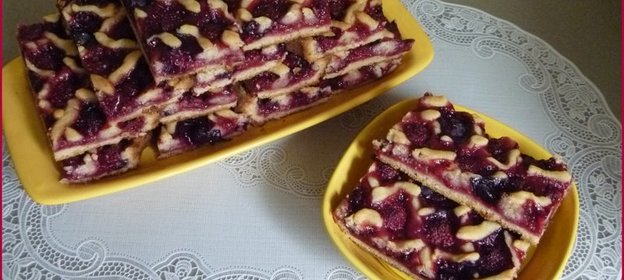 Пирог с решёточкойЛесные ягоды