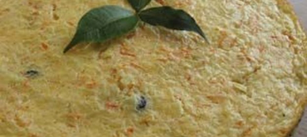 Рисовая запеканка с морковью, яблоками и изюмом