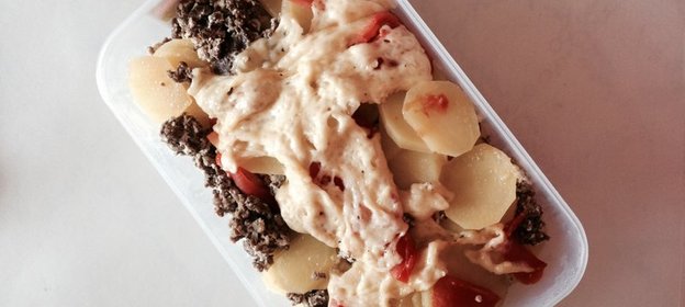 Запеканка из картофеля с фаршем в мультиварке