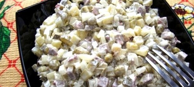 Салат гостевой