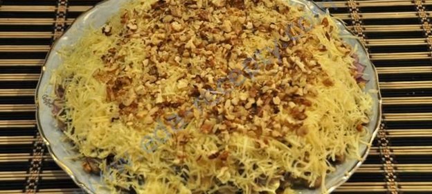 Салат с курицей и грецкими орехами Зуб дракона