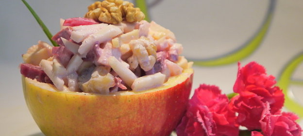 Салат «Яблоко соблазна» (вариации на тему салата Вальдорф) в подарок Вике jamiroquai