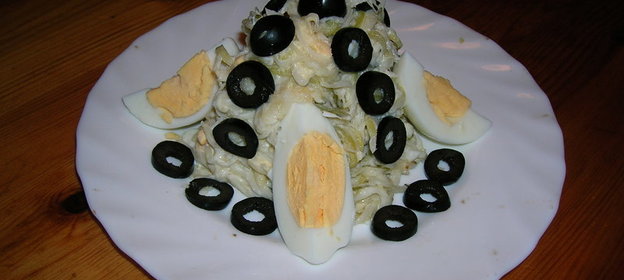 Салат балканский с рыбой