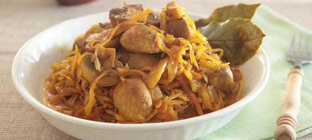 Тушеная квашеная капуста с грибами