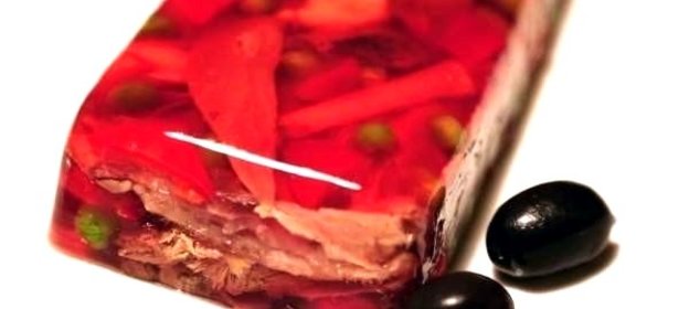 Заливной говяжий язык