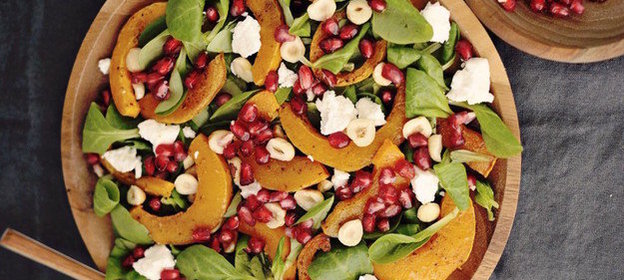 Теплый салат с тыквой