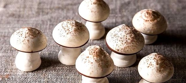 Печенье в виде грибочков