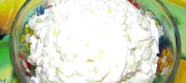 Салат из кальмаров и лука