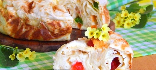 Творожная запеканка с цукатами в лаваше