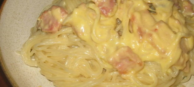 Спагетти с соусом карбонара