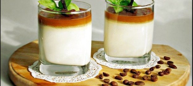 Кофейная панна-котта с карамельным соусом тоффи (рanna cotta)