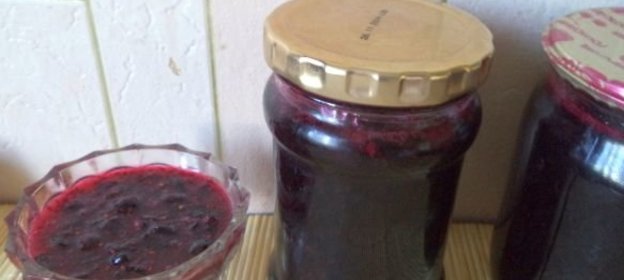 Салат из сырой моркови с плавленым сыром