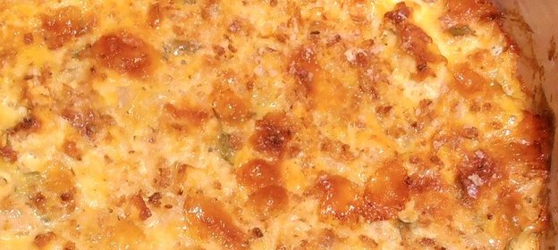 Запеканка из сыра, яблока и груши