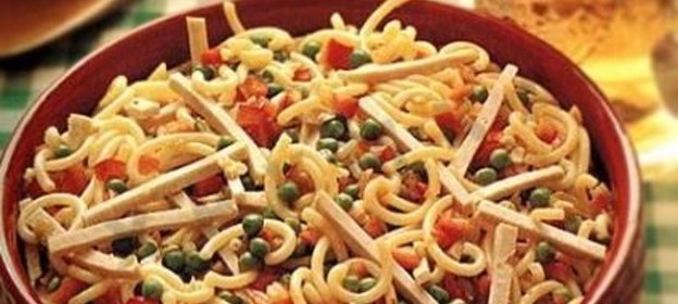 Датский салат с вермишелью