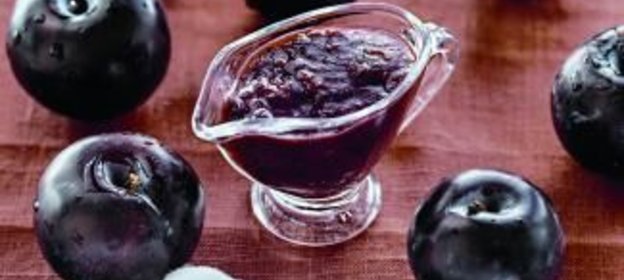 Кислый соус из слив