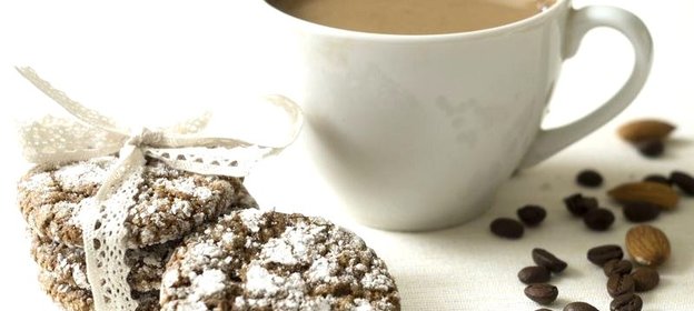 Мятое печенье в сахарной пудре