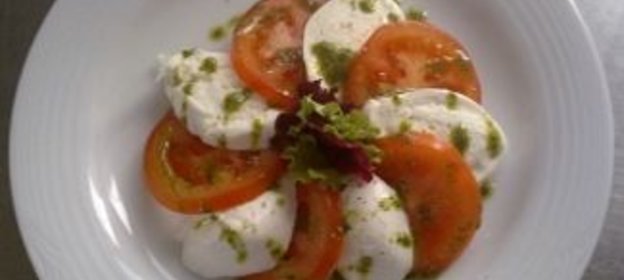 Салат Каприз