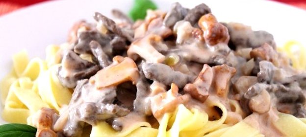 Паста с лисичками в сметане