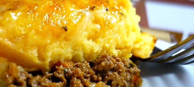 Картофельная запеканка в мультиварке