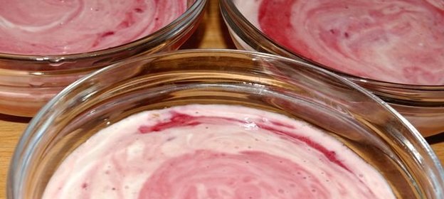 Бланманже Красное на белом