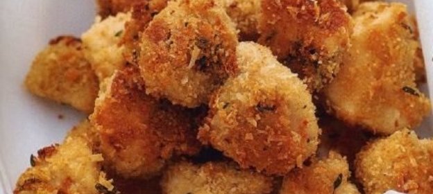 Утиная грудка с клубникой